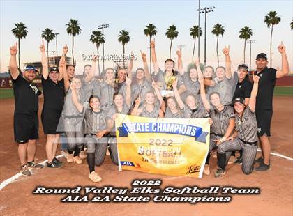 Thumbnail 1 in Kingman Academy vs. Round Valley (AIA 2A Final - Awards) photogallery.