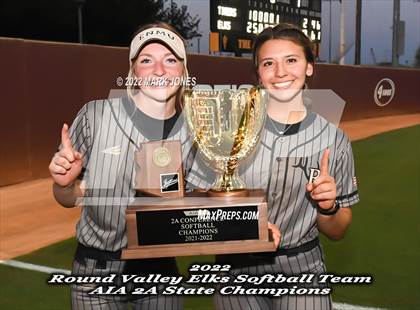 Thumbnail 1 in Kingman Academy vs. Round Valley (AIA 2A Final - Awards) photogallery.