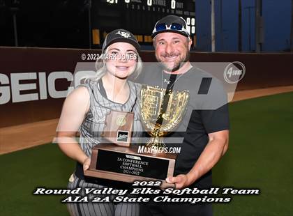 Thumbnail 1 in Kingman Academy vs. Round Valley (AIA 2A Final - Awards) photogallery.