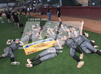 Thumbnail 1 in Kingman Academy vs. Round Valley (AIA 2A Final - Awards) photogallery.