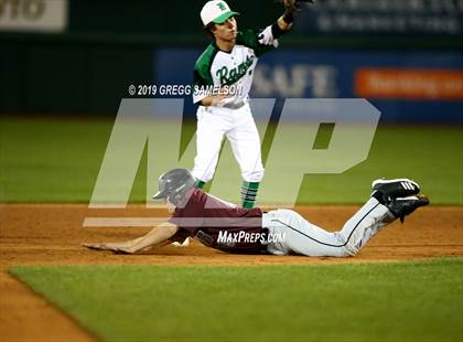Thumbnail 3 in Dixon vs Valley Christian @ Raley Field photogallery.