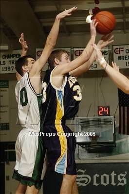 Thumbnail 1 in Los Osos @ Upland photogallery.