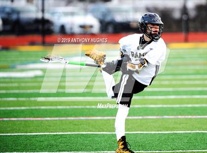 Thumbnail 3 in Glen Cove vs West Hempstead photogallery.