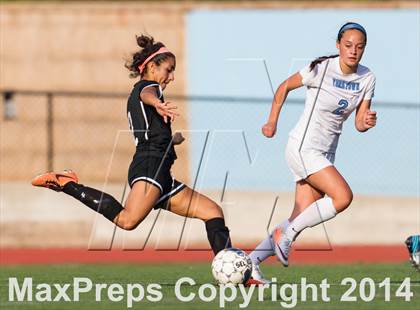 Thumbnail 3 in Madison vs Yorktown (VHSL 6A Semifinal) photogallery.