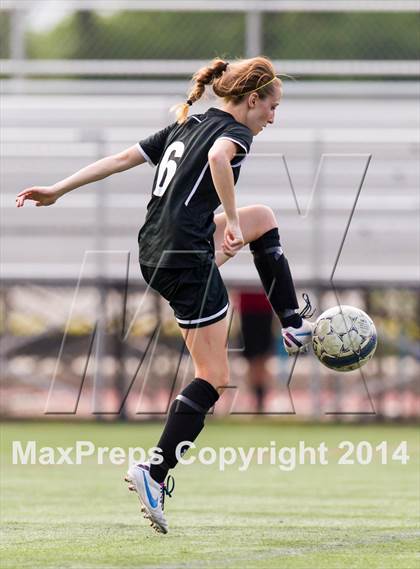 Thumbnail 1 in Madison vs Yorktown (VHSL 6A Semifinal) photogallery.