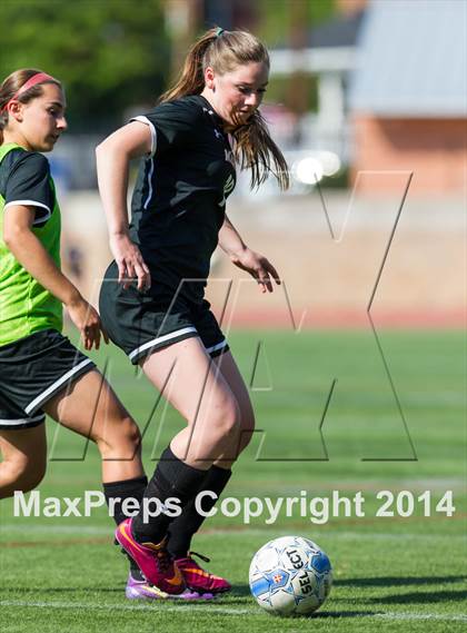 Thumbnail 1 in Madison vs Yorktown (VHSL 6A Semifinal) photogallery.