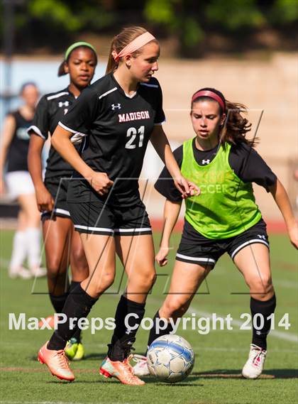 Thumbnail 1 in Madison vs Yorktown (VHSL 6A Semifinal) photogallery.