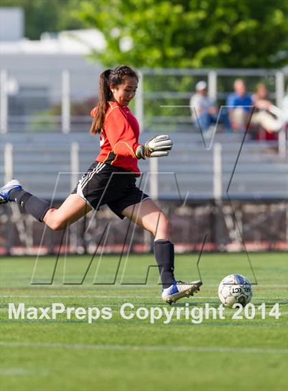 Thumbnail 2 in Madison vs Yorktown (VHSL 6A Semifinal) photogallery.