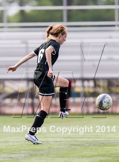 Thumbnail 2 in Madison vs Yorktown (VHSL 6A Semifinal) photogallery.