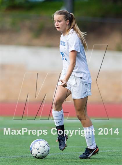 Thumbnail 3 in Madison vs Yorktown (VHSL 6A Semifinal) photogallery.