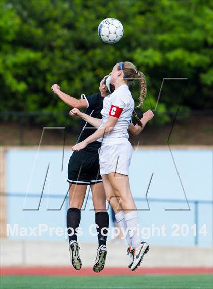 Thumbnail 1 in Madison vs Yorktown (VHSL 6A Semifinal) photogallery.