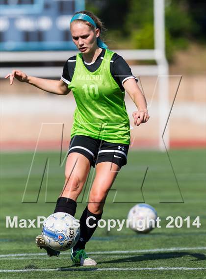 Thumbnail 1 in Madison vs Yorktown (VHSL 6A Semifinal) photogallery.