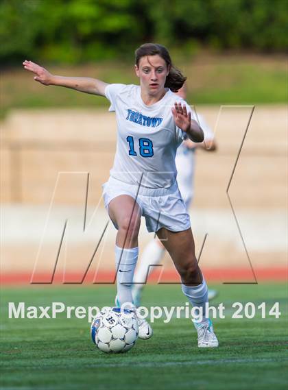 Thumbnail 2 in Madison vs Yorktown (VHSL 6A Semifinal) photogallery.