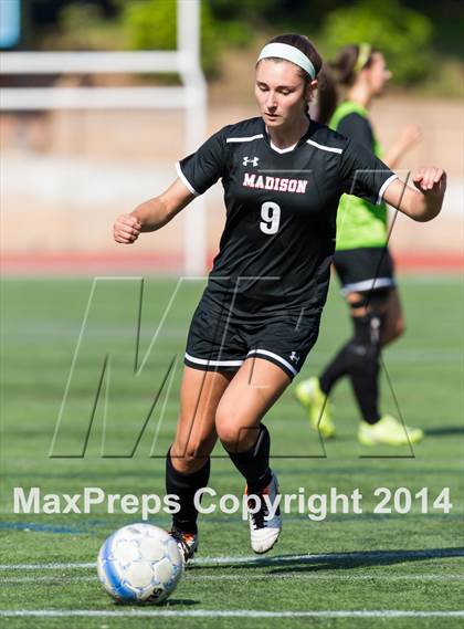 Thumbnail 2 in Madison vs Yorktown (VHSL 6A Semifinal) photogallery.