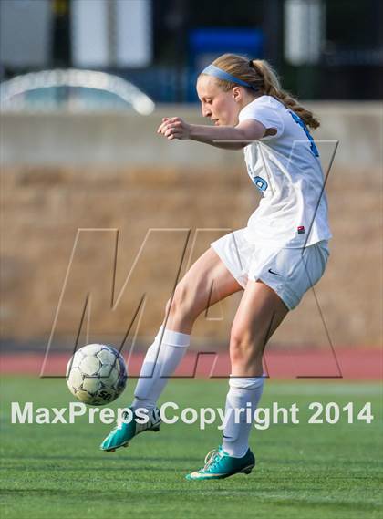 Thumbnail 3 in Madison vs Yorktown (VHSL 6A Semifinal) photogallery.