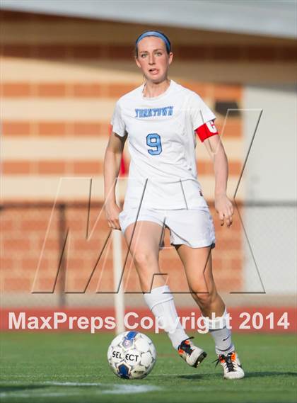 Thumbnail 1 in Madison vs Yorktown (VHSL 6A Semifinal) photogallery.