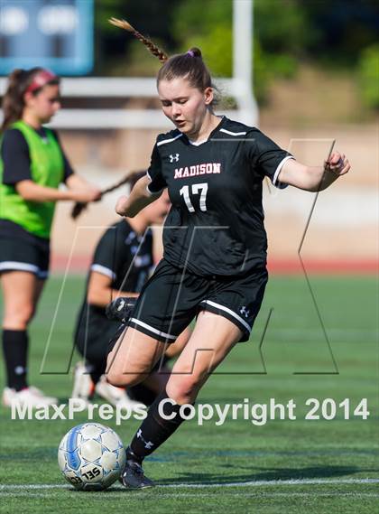 Thumbnail 2 in Madison vs Yorktown (VHSL 6A Semifinal) photogallery.