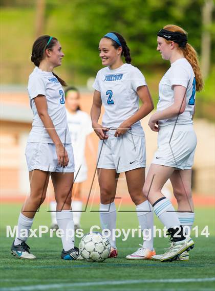 Thumbnail 2 in Madison vs Yorktown (VHSL 6A Semifinal) photogallery.