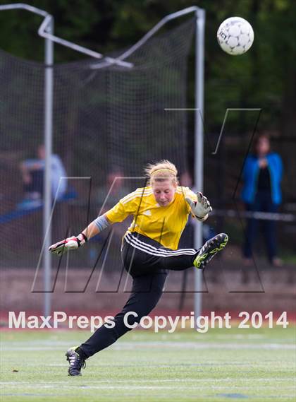 Thumbnail 3 in Madison vs Yorktown (VHSL 6A Semifinal) photogallery.