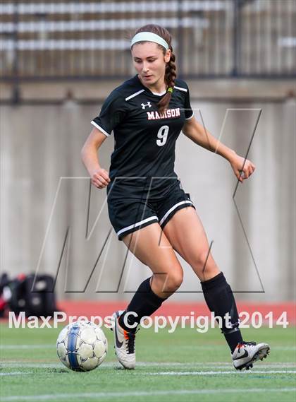 Thumbnail 2 in Madison vs Yorktown (VHSL 6A Semifinal) photogallery.