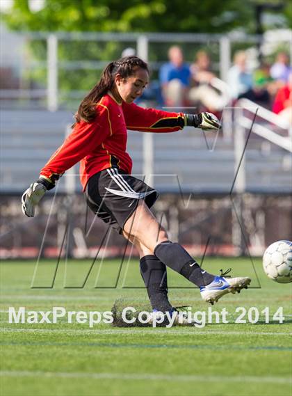 Thumbnail 3 in Madison vs Yorktown (VHSL 6A Semifinal) photogallery.