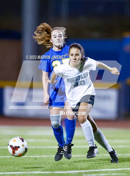 Thumbnail 1 in Moorpark @ Agoura photogallery.