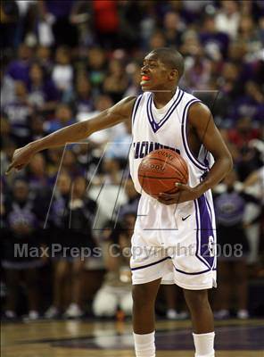 Thumbnail 3 in Sacramento vs. Santa Margarita (CIF D3 State Finals) photogallery.