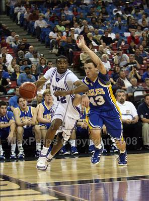 Thumbnail 3 in Sacramento vs. Santa Margarita (CIF D3 State Finals) photogallery.