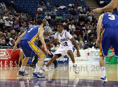 Thumbnail 1 in Sacramento vs. Santa Margarita (CIF D3 State Finals) photogallery.