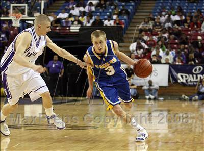 Thumbnail 3 in Sacramento vs. Santa Margarita (CIF D3 State Finals) photogallery.