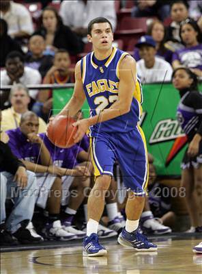 Thumbnail 1 in Sacramento vs. Santa Margarita (CIF D3 State Finals) photogallery.