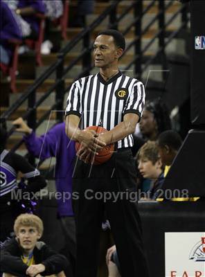Thumbnail 3 in Sacramento vs. Santa Margarita (CIF D3 State Finals) photogallery.