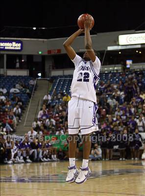Thumbnail 3 in Sacramento vs. Santa Margarita (CIF D3 State Finals) photogallery.