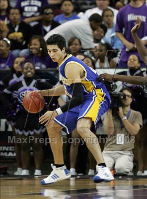 Thumbnail 3 in Sacramento vs. Santa Margarita (CIF D3 State Finals) photogallery.