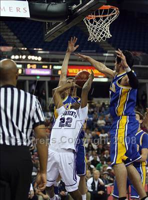 Thumbnail 1 in Sacramento vs. Santa Margarita (CIF D3 State Finals) photogallery.