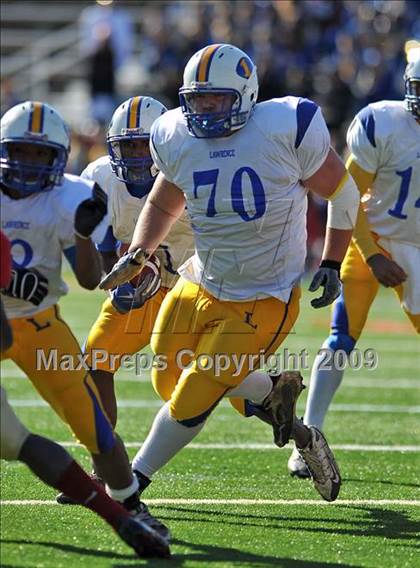 Thumbnail 3 in Lawrence vs. Half Hollow Hills West (Long Island Class III Final) photogallery.