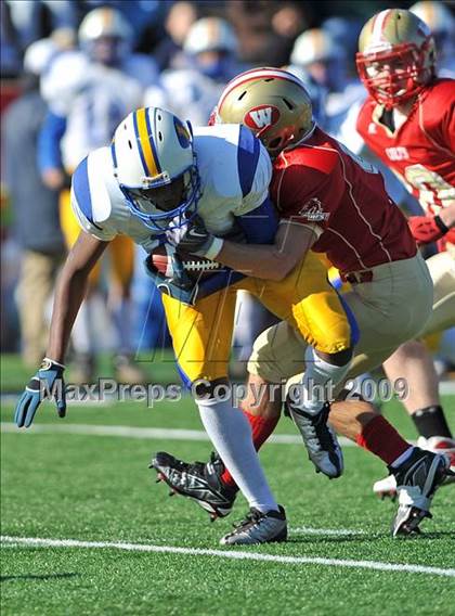 Thumbnail 2 in Lawrence vs. Half Hollow Hills West (Long Island Class III Final) photogallery.