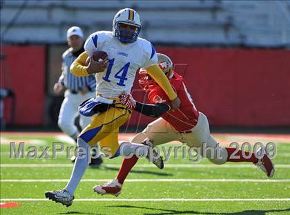 Thumbnail 1 in Lawrence vs. Half Hollow Hills West (Long Island Class III Final) photogallery.