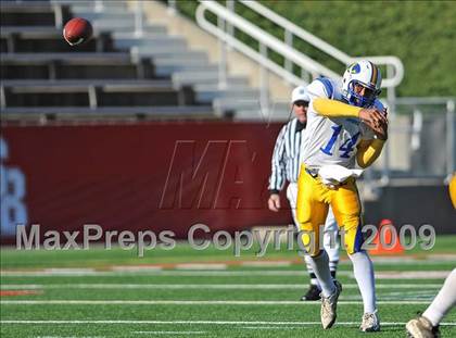 Thumbnail 1 in Lawrence vs. Half Hollow Hills West (Long Island Class III Final) photogallery.
