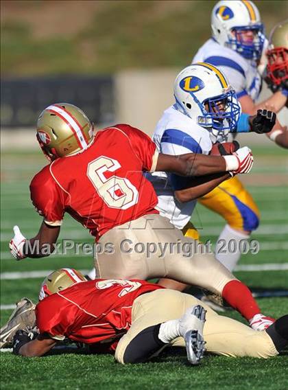 Thumbnail 2 in Lawrence vs. Half Hollow Hills West (Long Island Class III Final) photogallery.