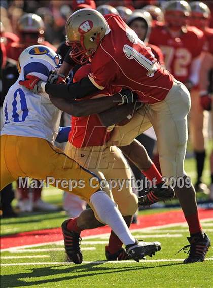 Thumbnail 3 in Lawrence vs. Half Hollow Hills West (Long Island Class III Final) photogallery.