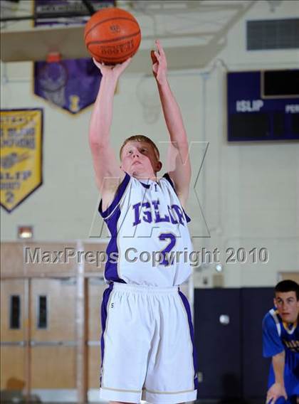 Thumbnail 2 in Comsewogue @ Islip photogallery.
