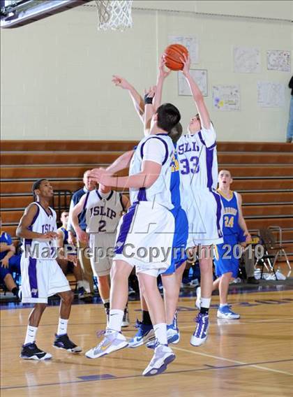 Thumbnail 2 in Comsewogue @ Islip photogallery.