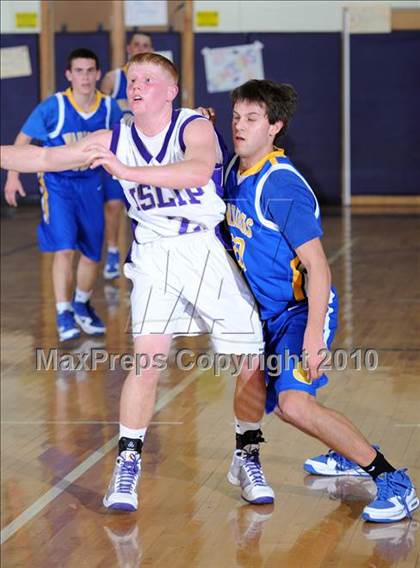 Thumbnail 1 in Comsewogue @ Islip photogallery.