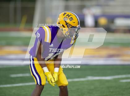 Thumbnail 2 in South Terrebonne @ Thibodaux (Scrimmage)  photogallery.