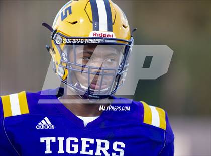 Thumbnail 3 in South Terrebonne @ Thibodaux (Scrimmage)  photogallery.