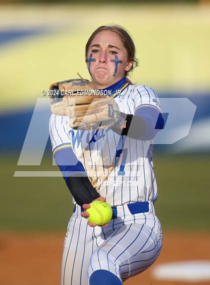 Thumbnail 3 in Jo Byrns @ Donelson Christian Academy photogallery.