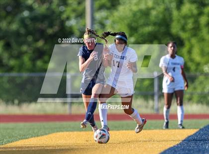 Thumbnail 2 in St. Teresa's Academy @ Liberty North - MSHSAA Class 4 Quarterfinal photogallery.