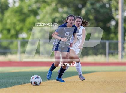 Thumbnail 2 in St. Teresa's Academy @ Liberty North - MSHSAA Class 4 Quarterfinal photogallery.