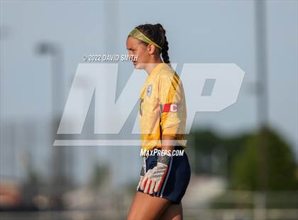 Thumbnail 2 in St. Teresa's Academy @ Liberty North - MSHSAA Class 4 Quarterfinal photogallery.